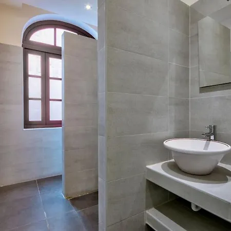 Lucky Star 103 By Vallettastay Apartment *